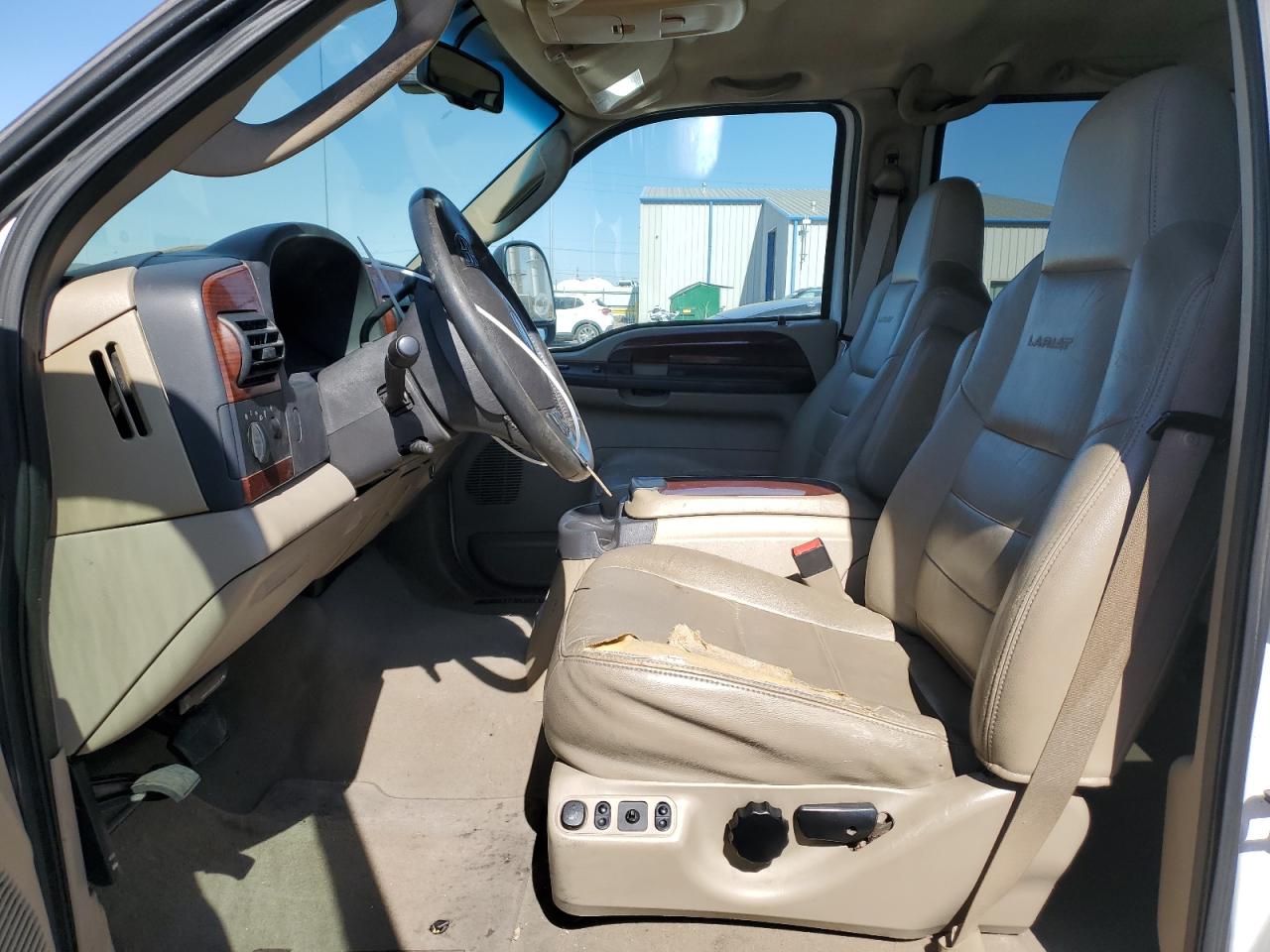 2006 Ford F350 - Image 7