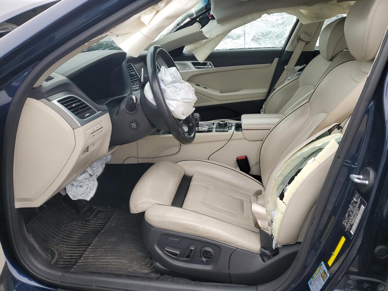 2018 Genesis G80 - Image 7