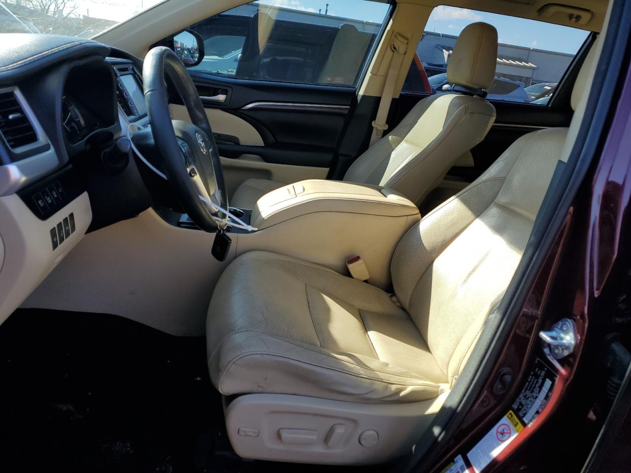 2015 Toyota Highlander - Image 7