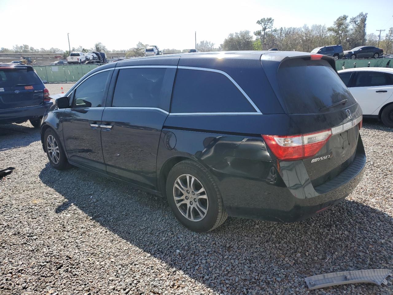 2012 Honda Odyssey - Image 2