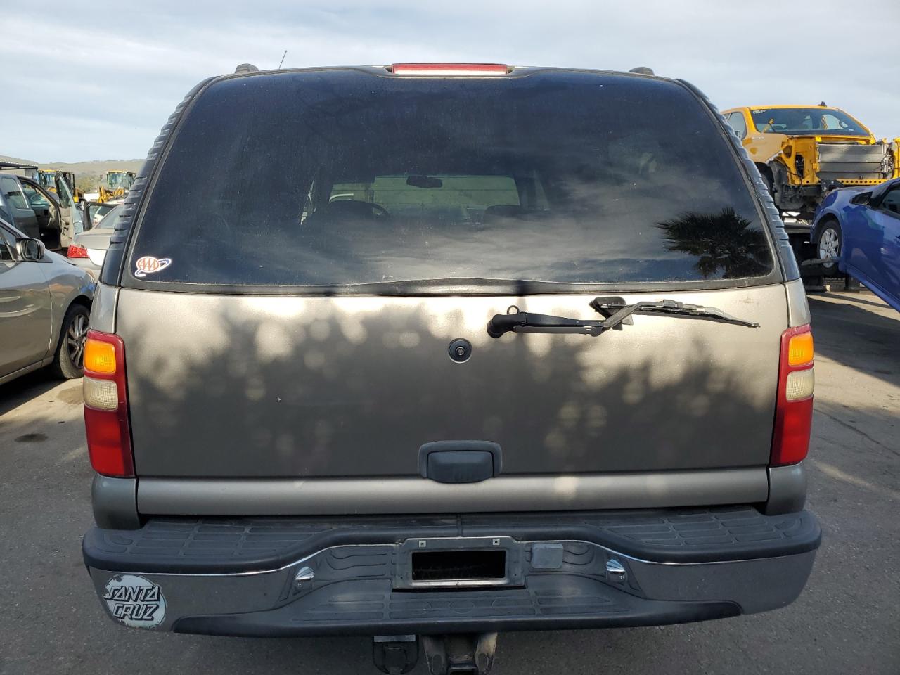 2001 Chevrolet Suburban - Image 6