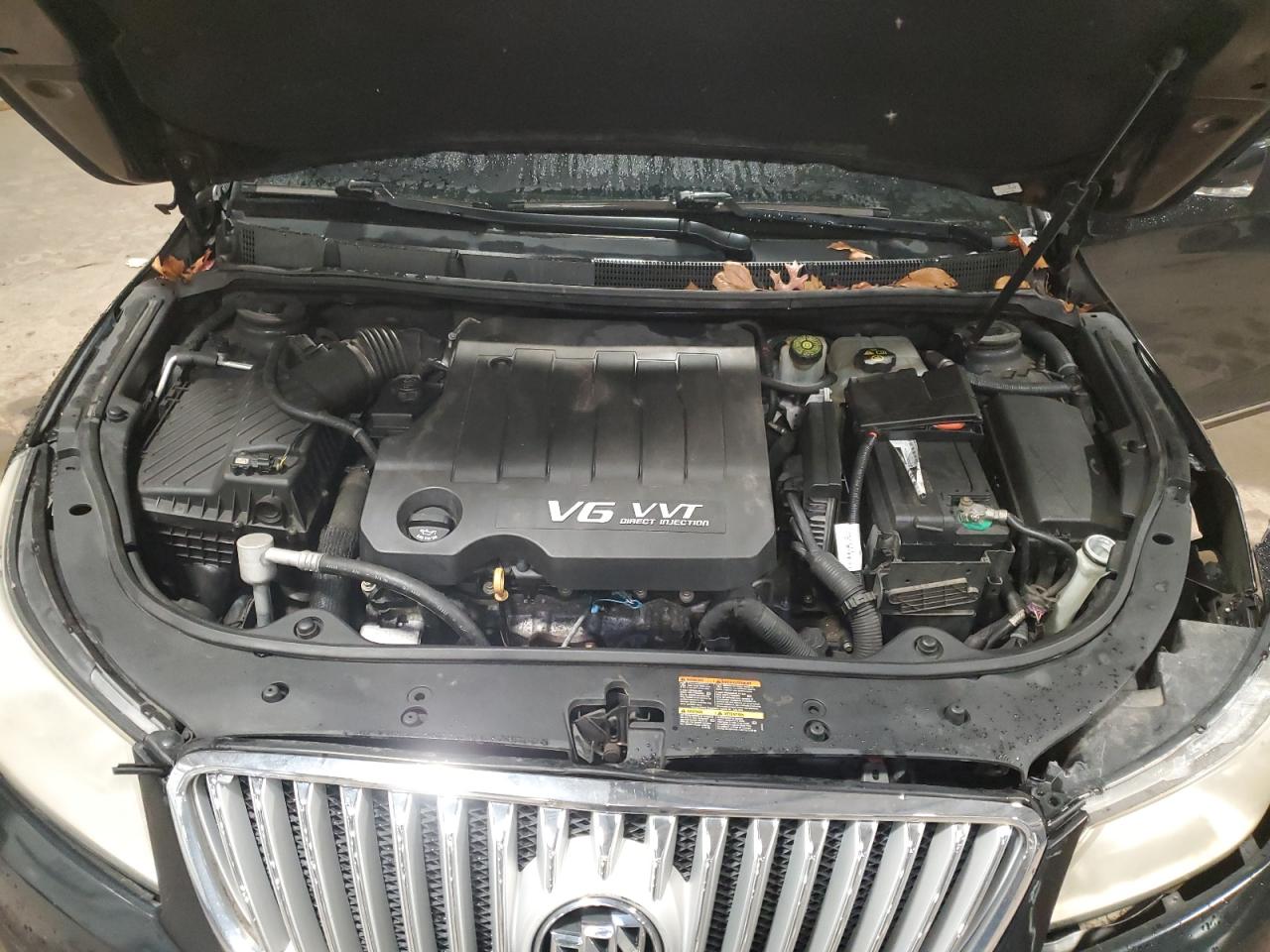 2010 Buick LaCrosse - Image 11
