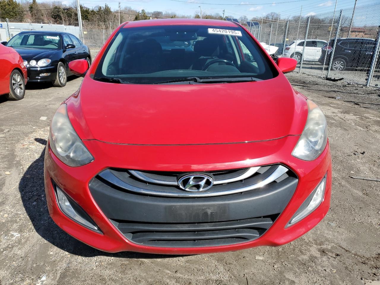 2013 Hyundai Elantra - Image 5