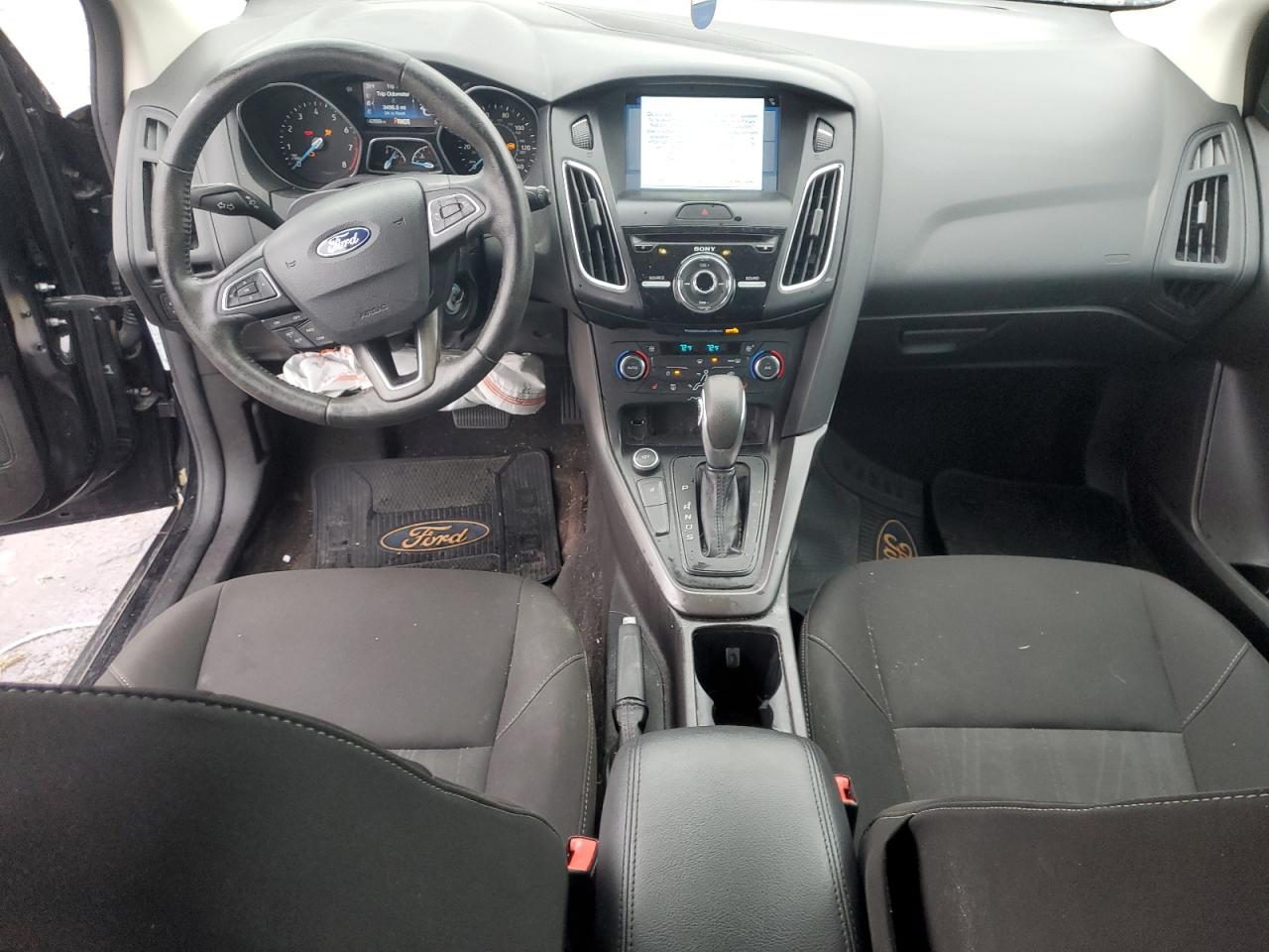 2017 Ford Focus - Image 8
