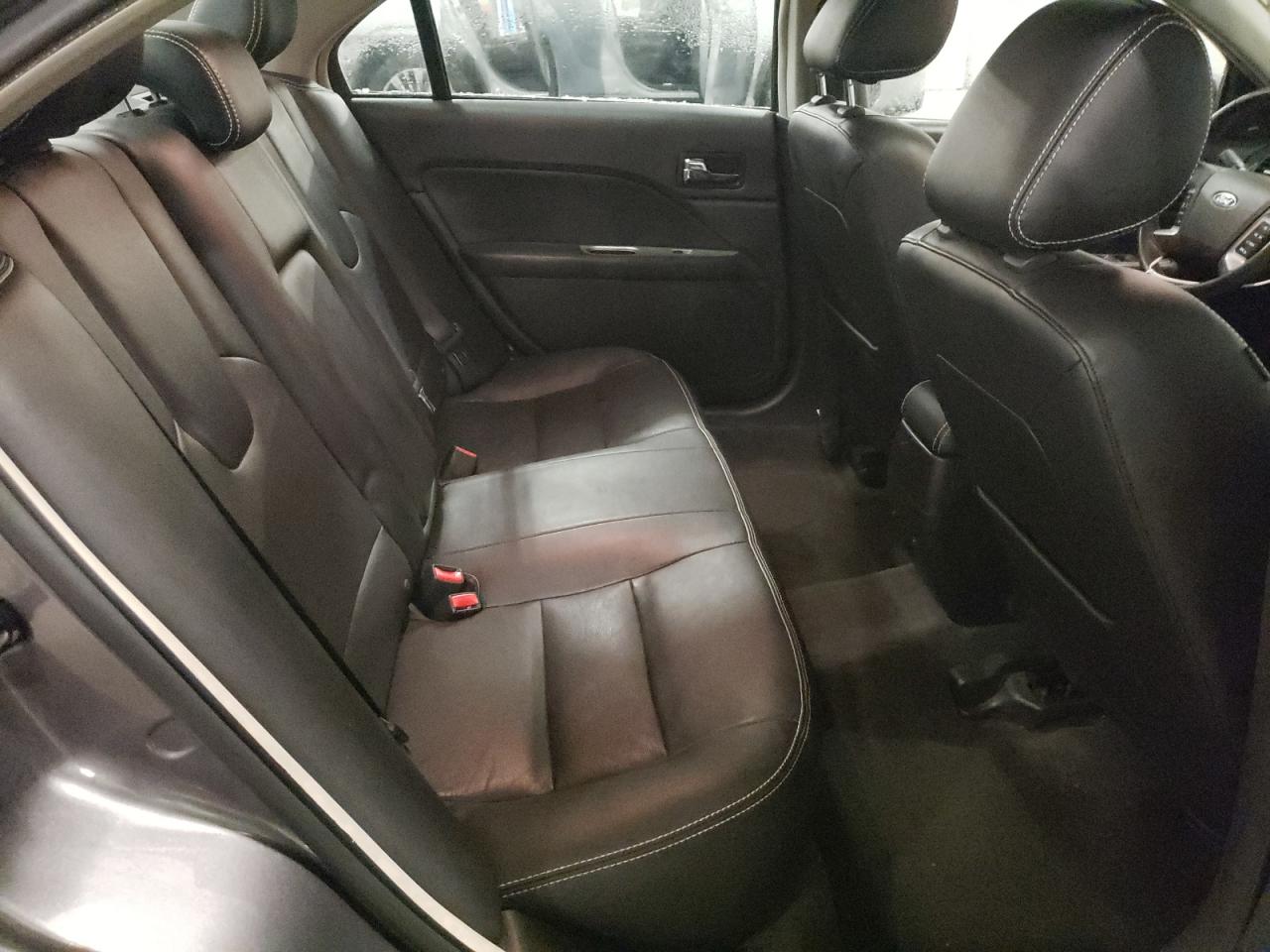 2011 Ford Fusion - Image 10