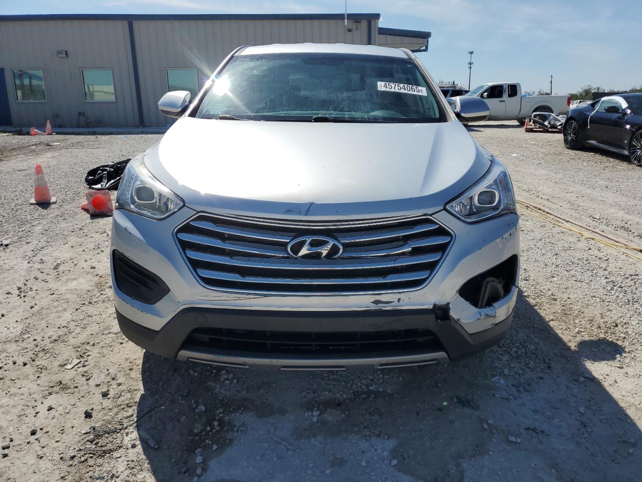 2013 Hyundai Santa Fe - Image 5