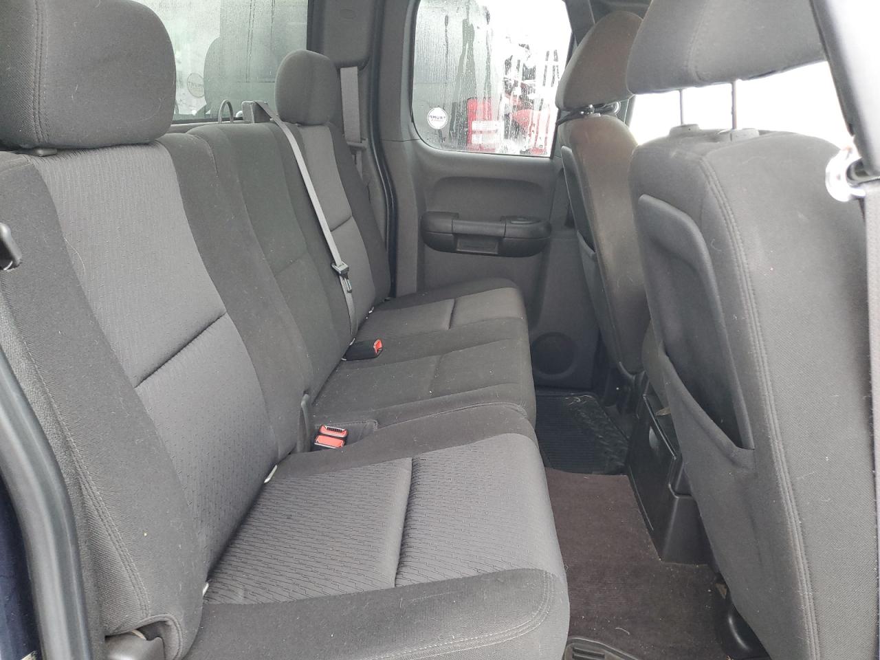2010 GMC Sierra - Image 11