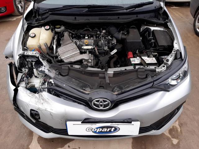 2018 TOYOTA AURIS DESI