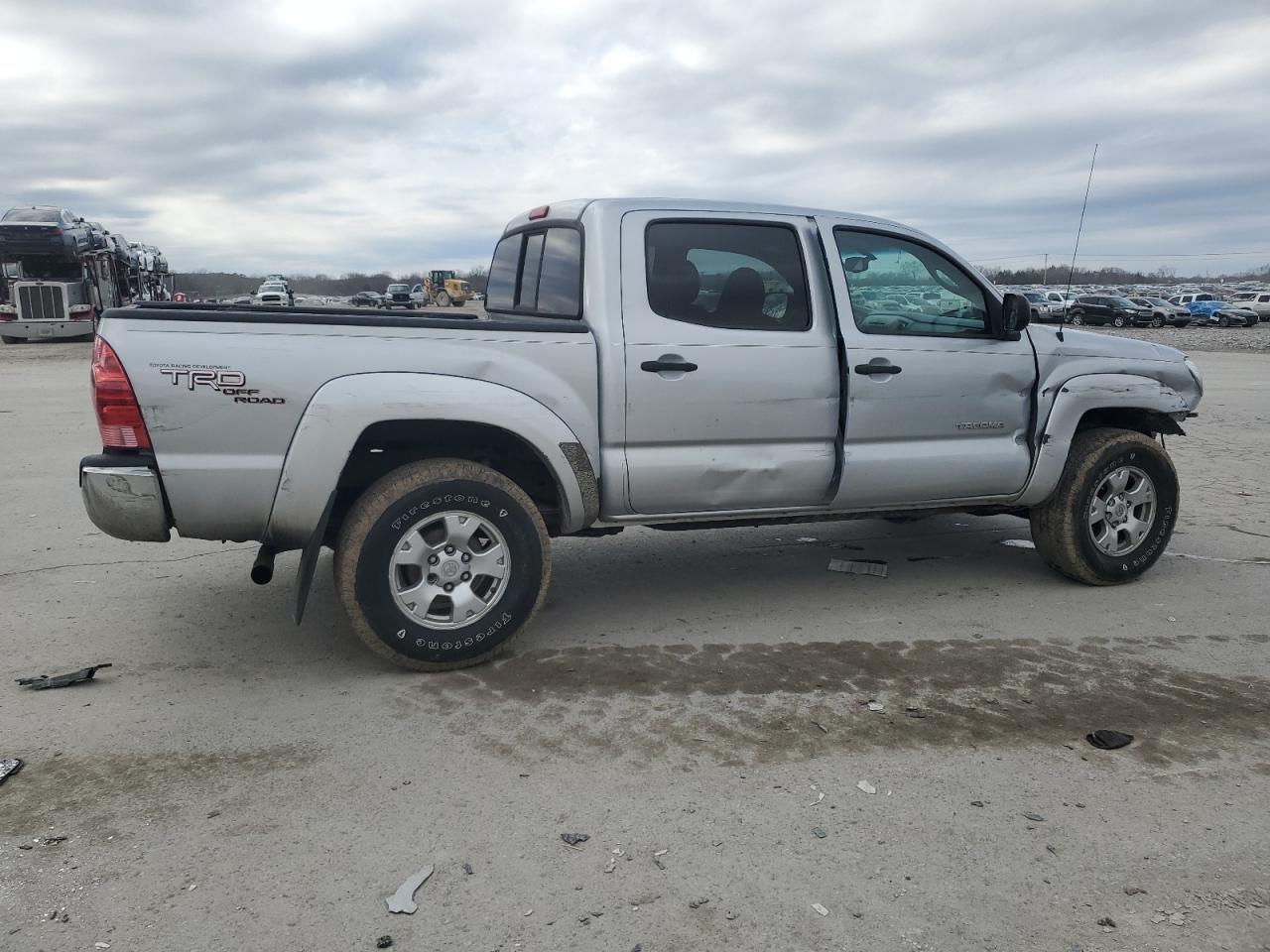 2011 Toyota Tacoma - Image 3