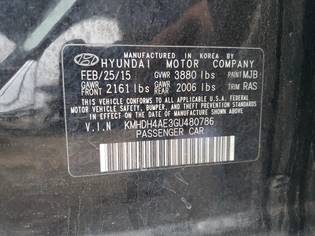 2016 Hyundai Elantra - Image 12