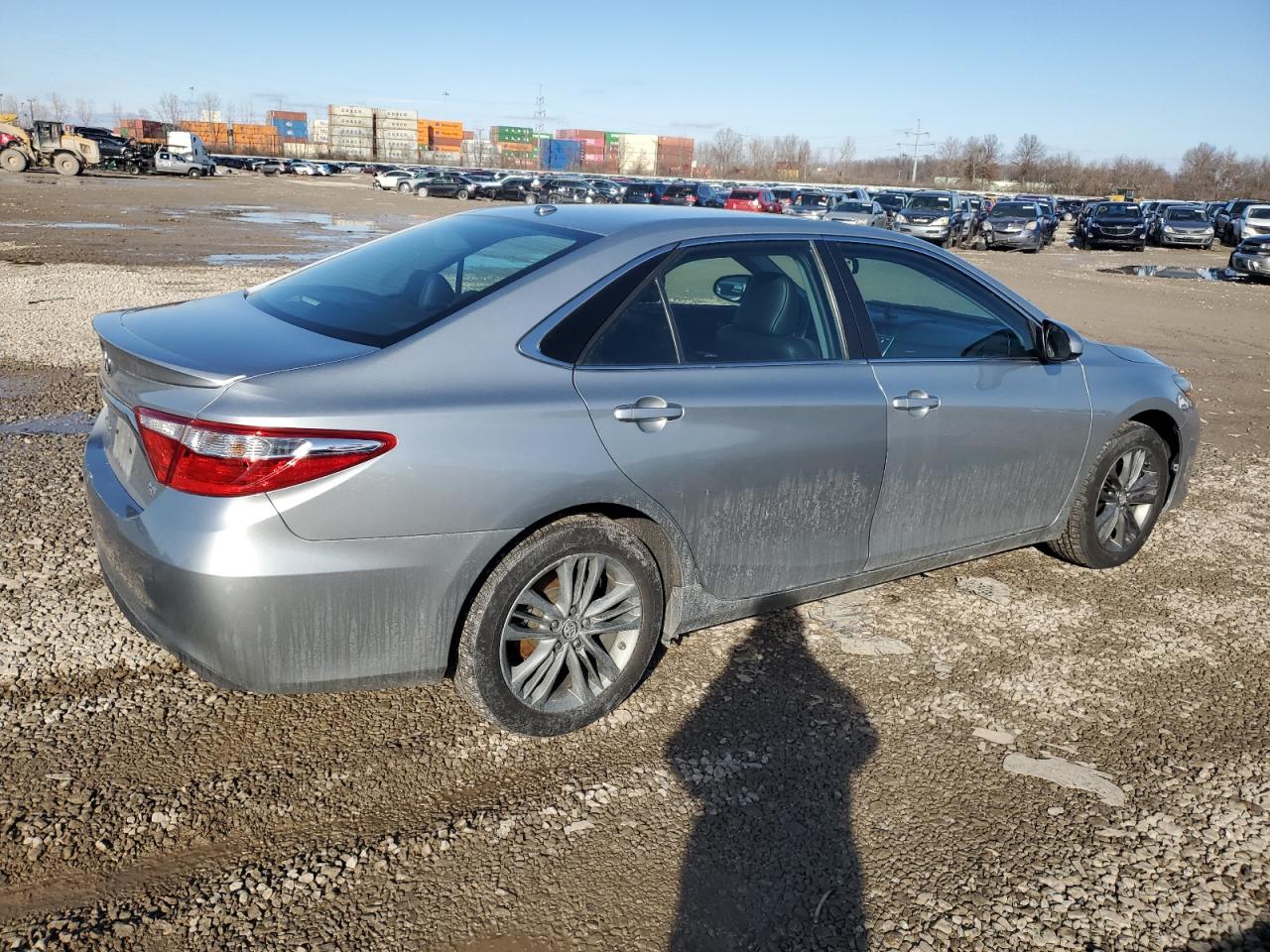 2016 Toyota Camry - Image 3