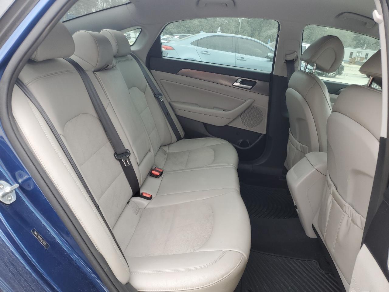 2015 Hyundai Sonata - Image 10