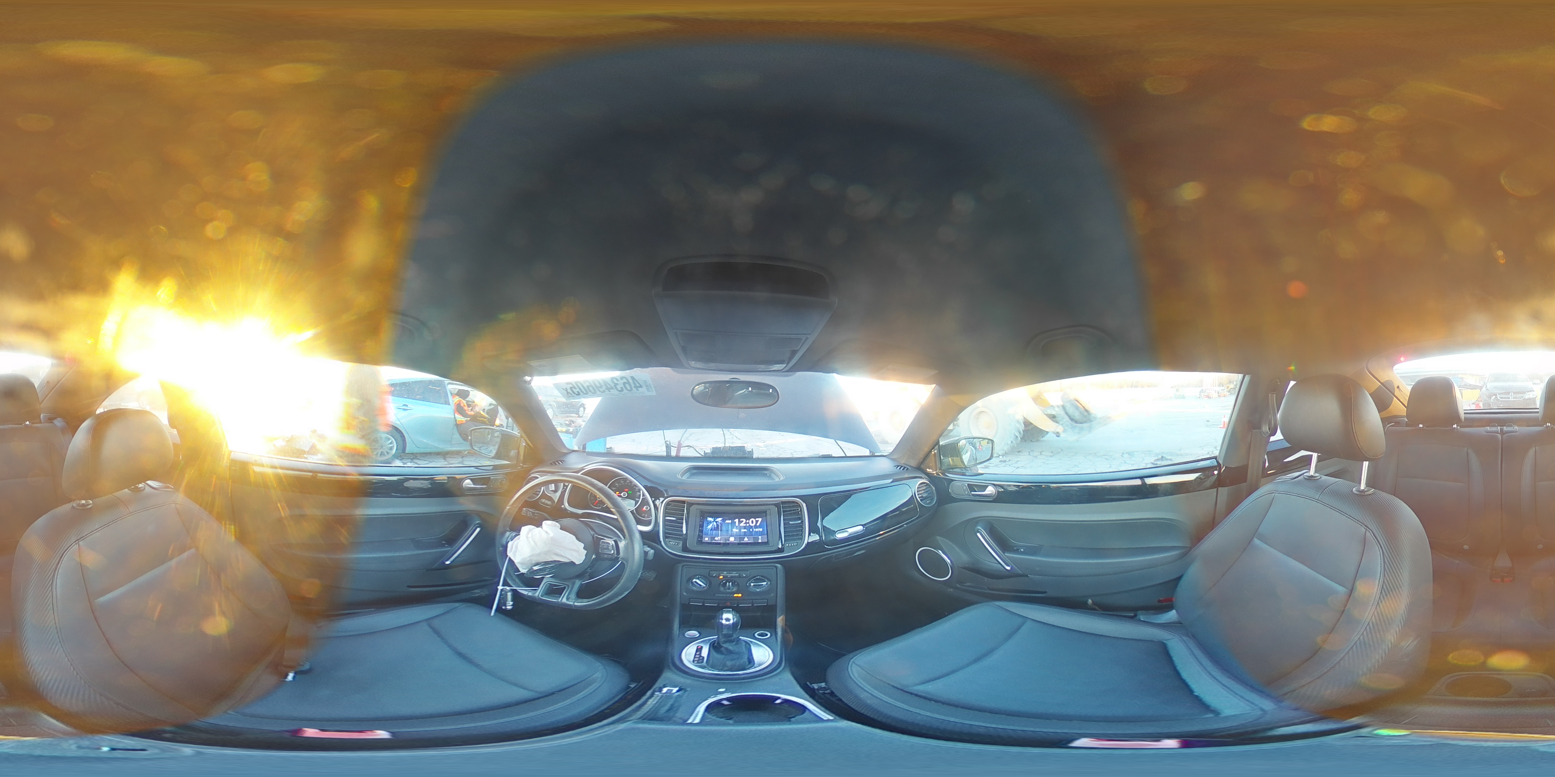 2012 Volkswagen Beetle - Image 13