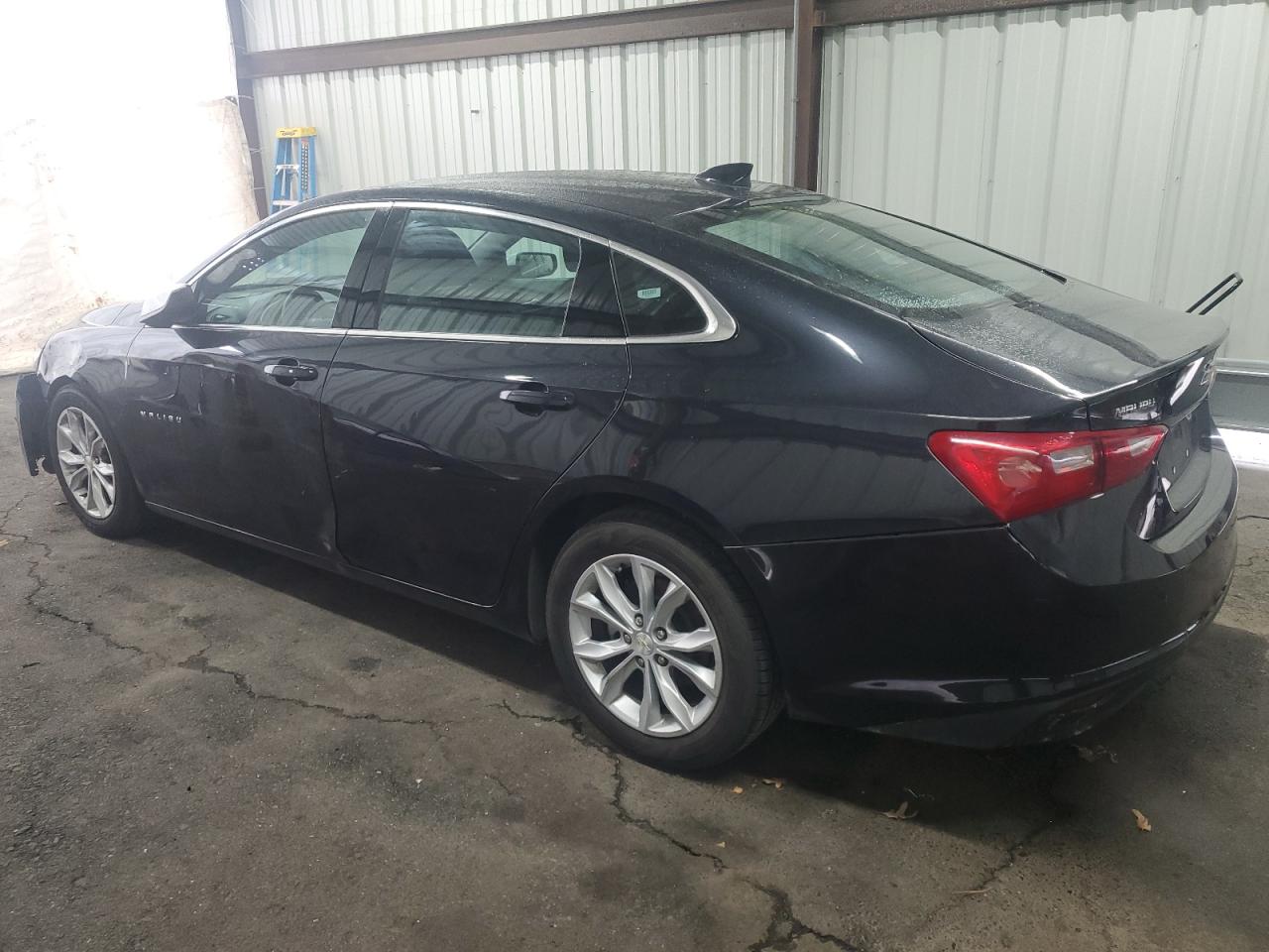 2023 Chevrolet Malibu - Image 2