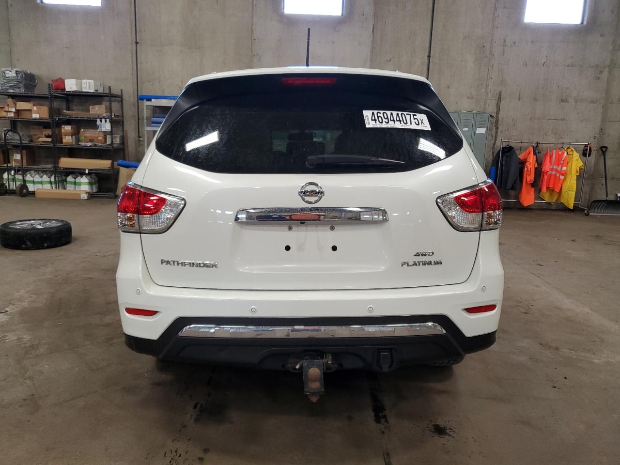 2015 Nissan Pathfinder - Image 6