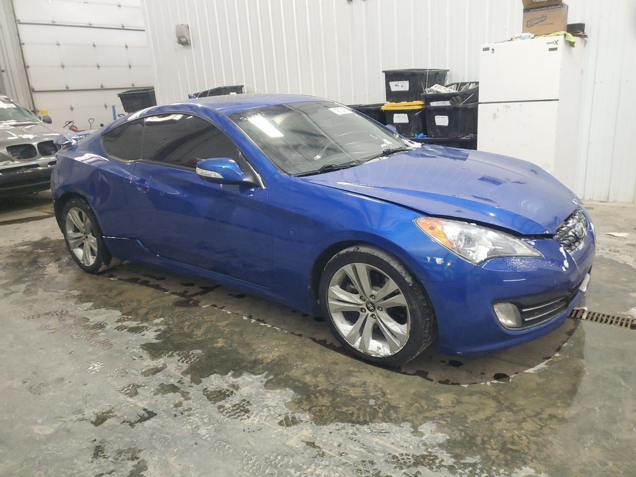 2010 Hyundai Genesis - Image 4