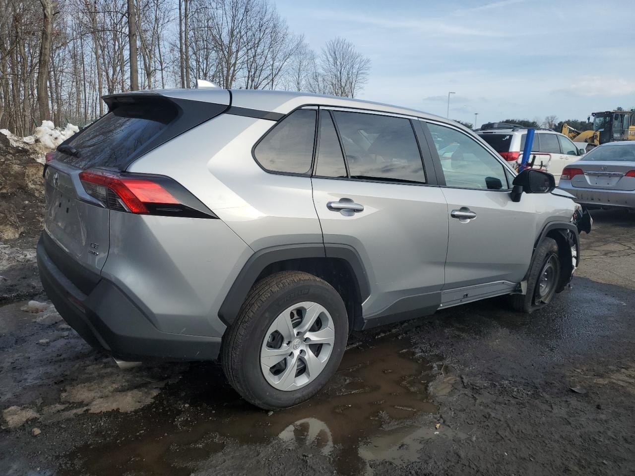 2024 Toyota RAV 4 - Image 3