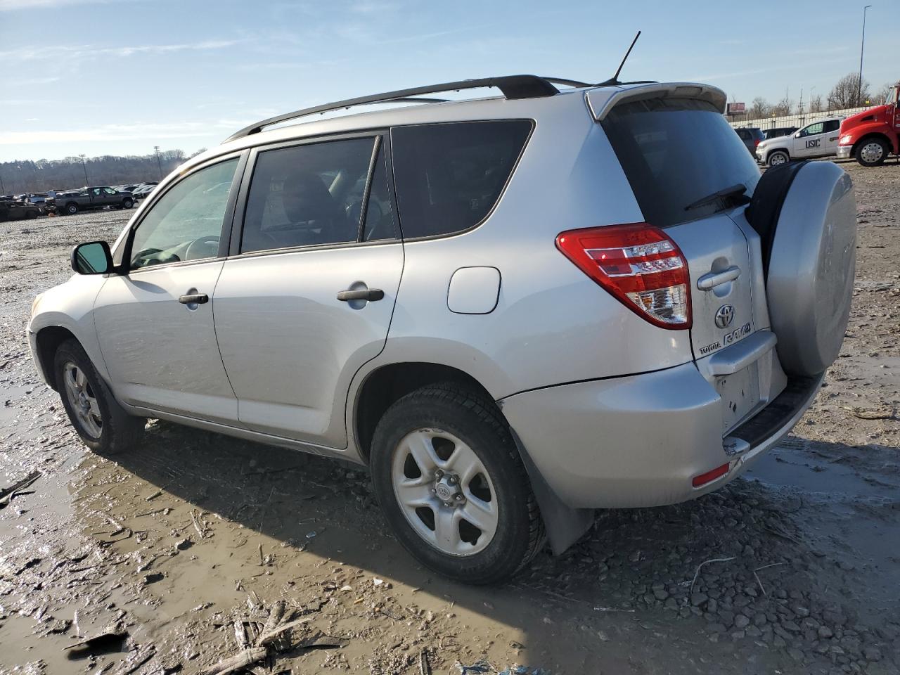 2009 Toyota RAV 4 - Image 2