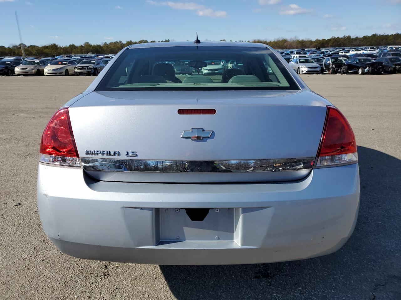 2006 Chevrolet Impala - Image 6