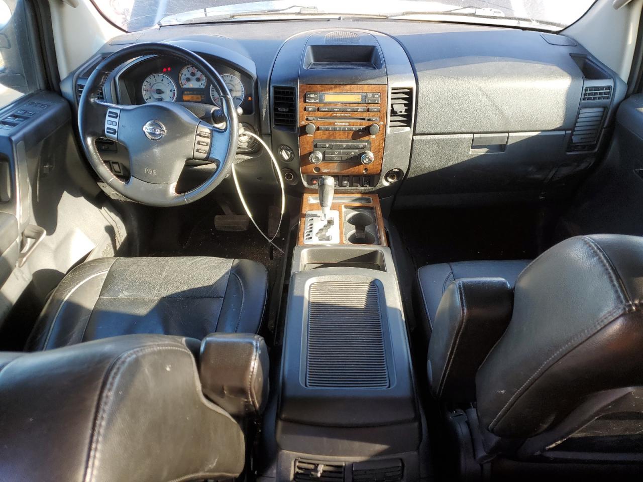 2008 Nissan Titan - Image 8