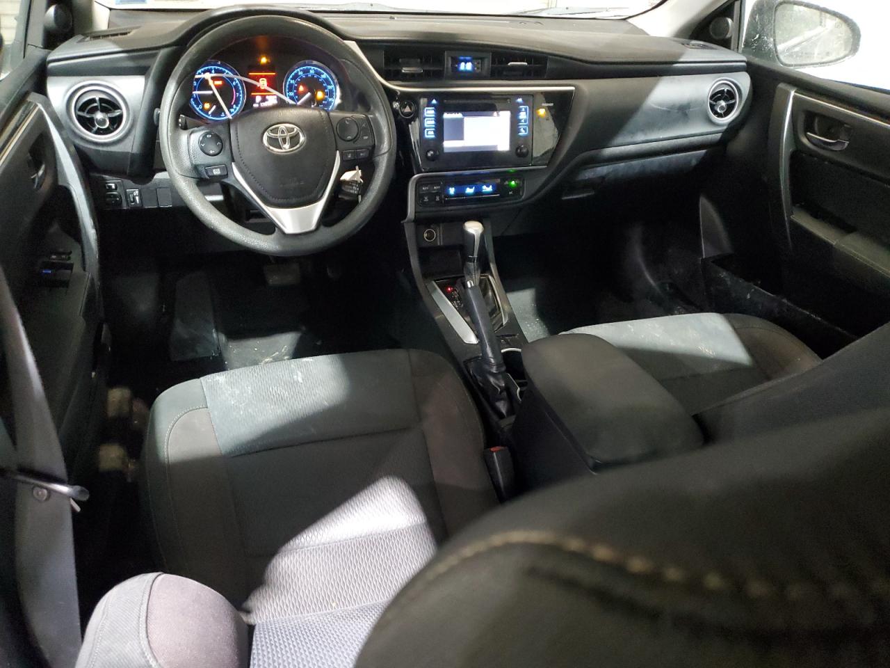 2017 Toyota Corolla - Image 8