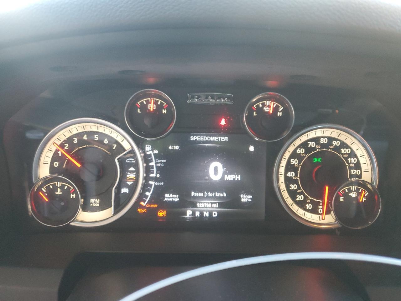 2014 RAM 1500 - Image 9