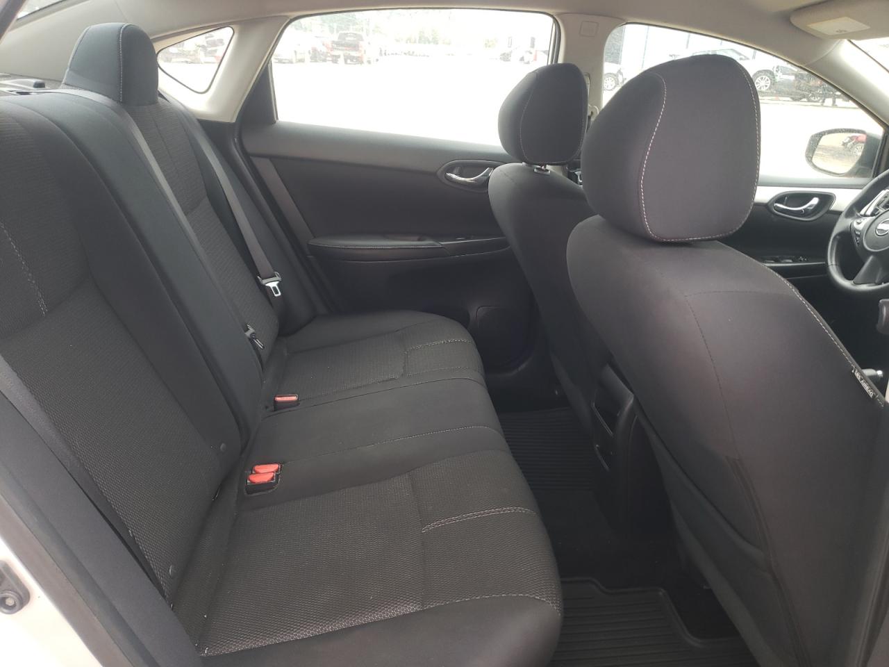 2018 Nissan Sentra - Image 10