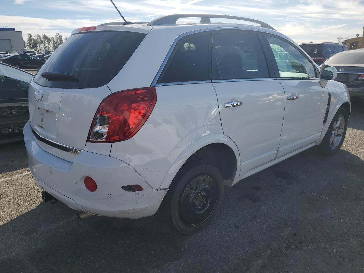 2014 Chevrolet Captiva - Image 3