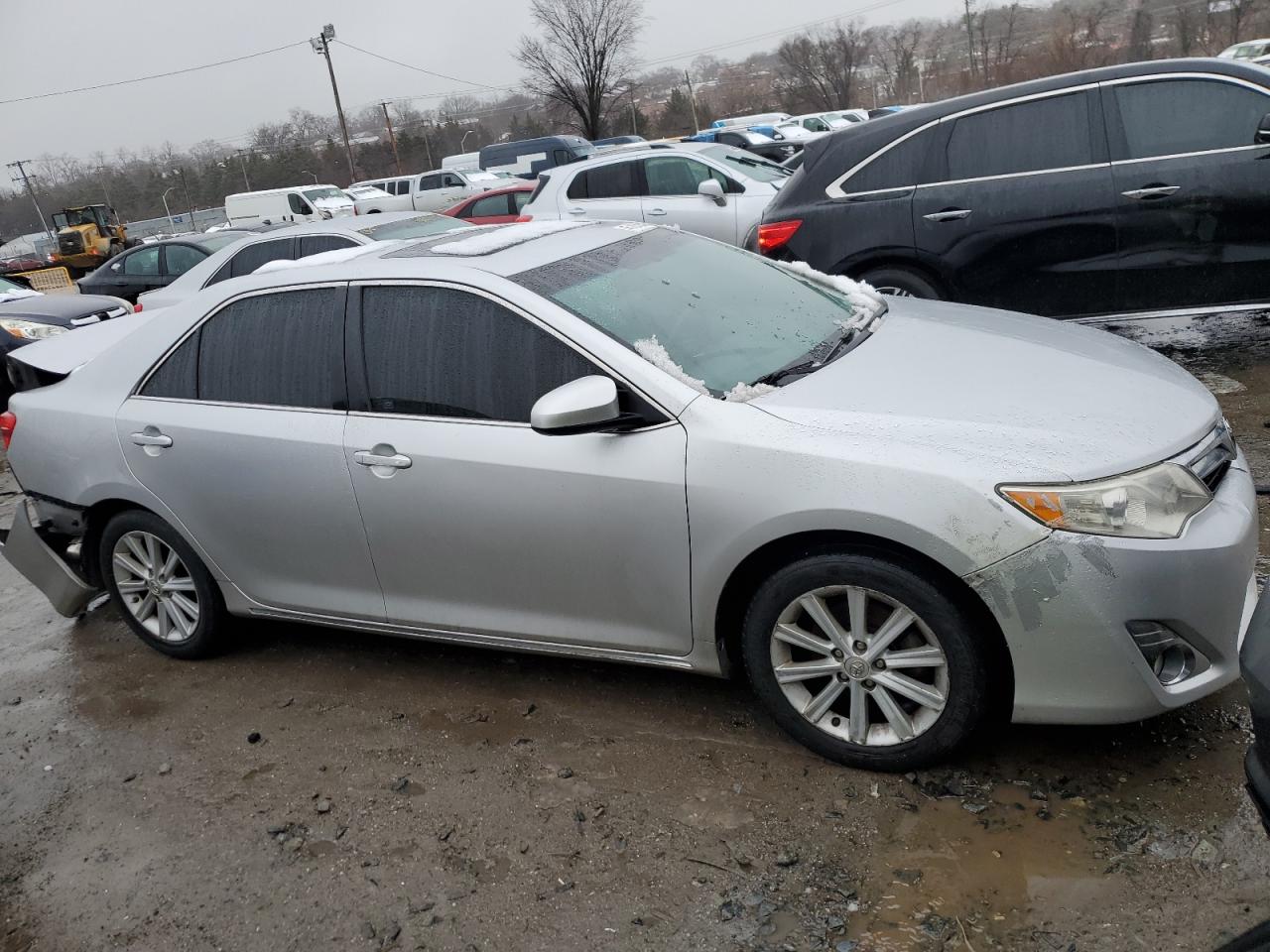 2014 Toyota Camry - Image 4