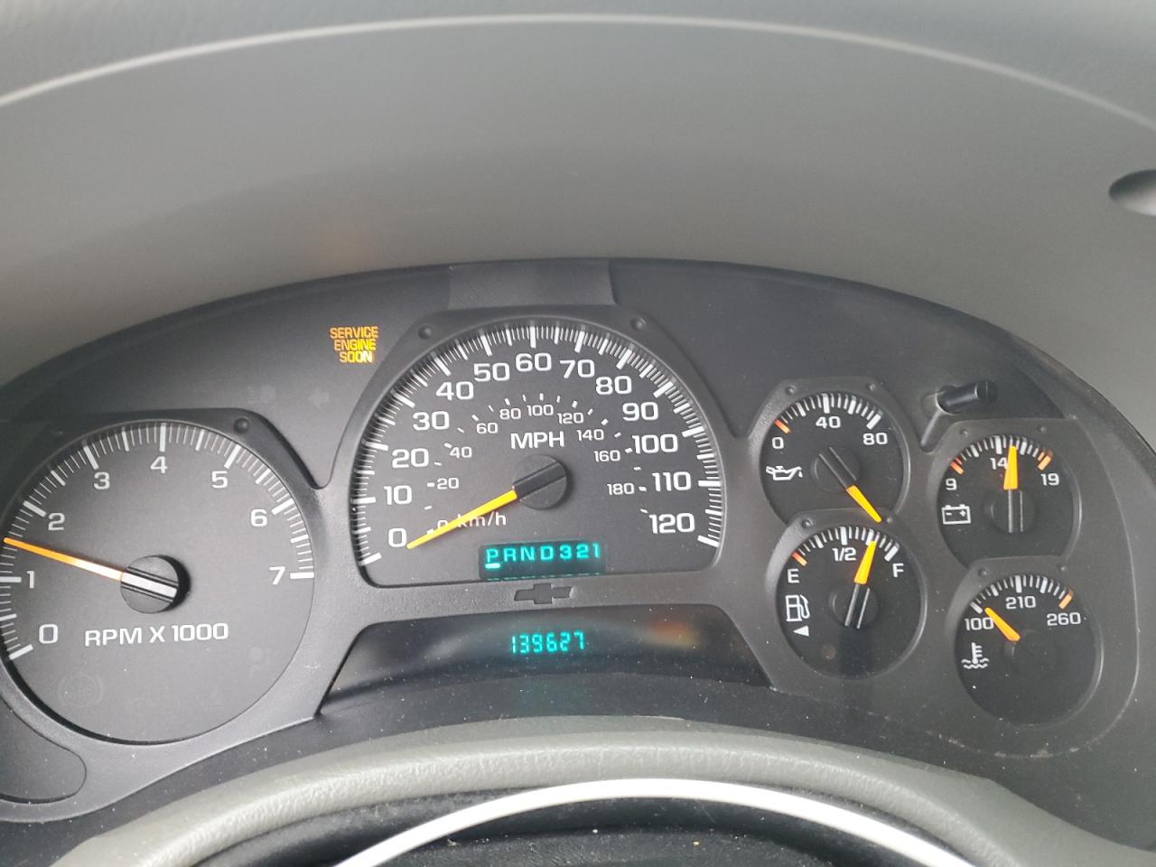 2004 Chevrolet TrailBlazer - Image 9
