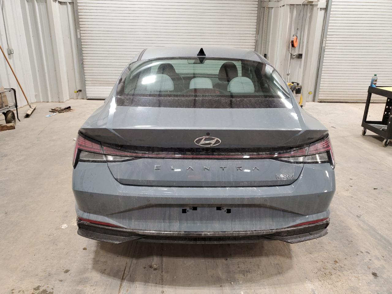 2022 Hyundai Elantra - Image 6