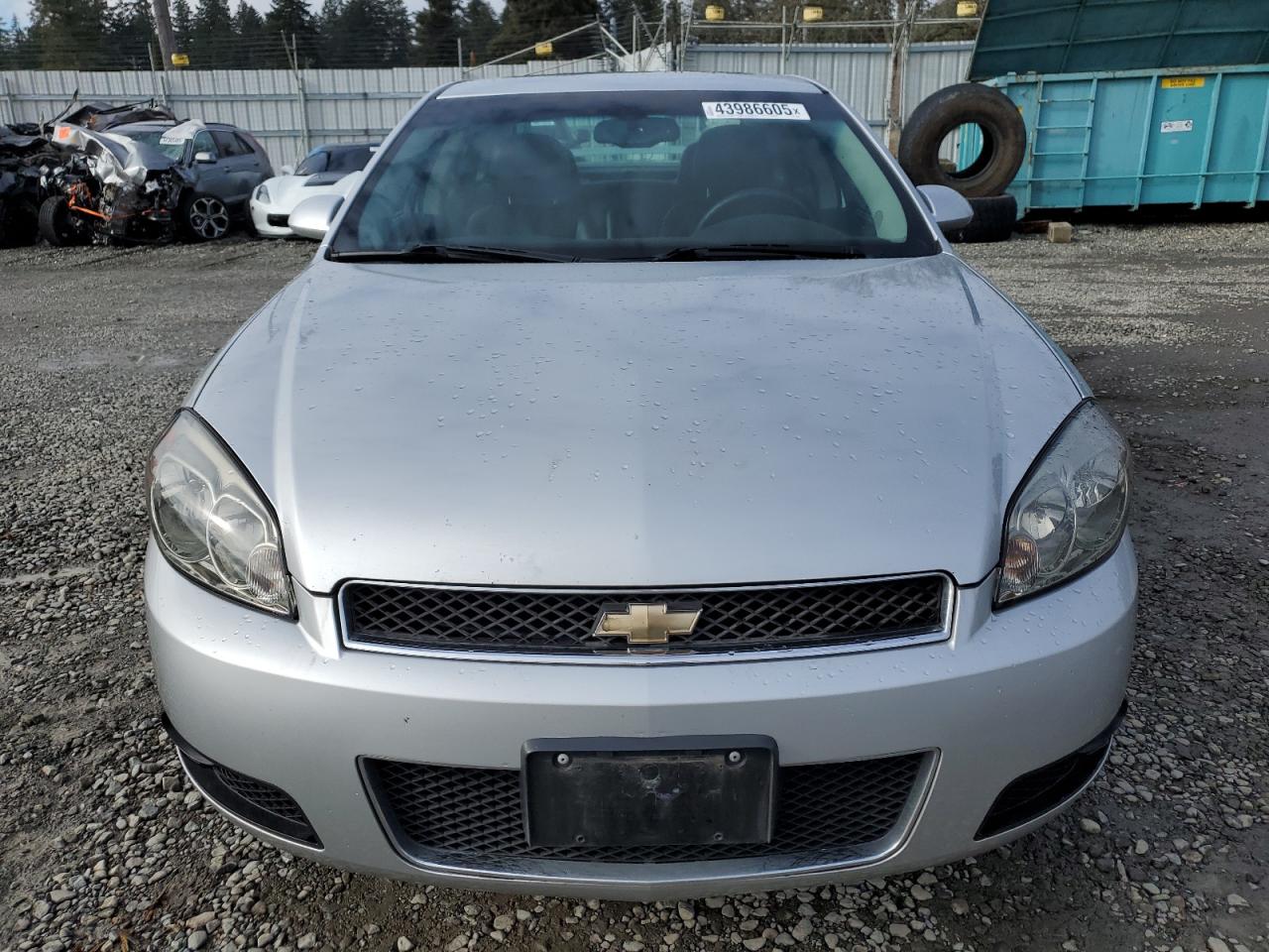2015 Chevrolet Impala - Image 5