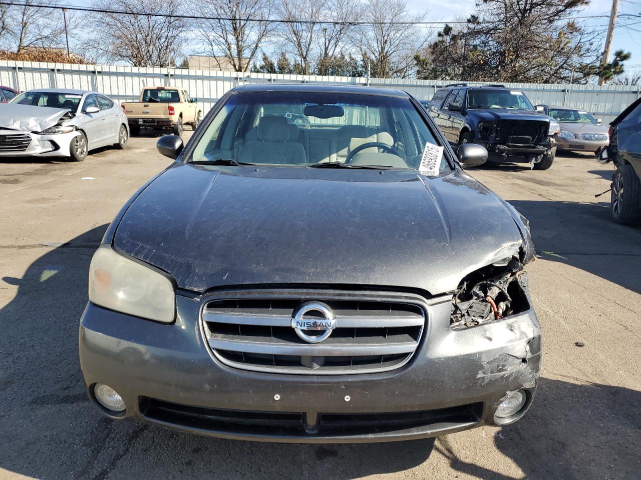 2003 Nissan Maxima - Image 5