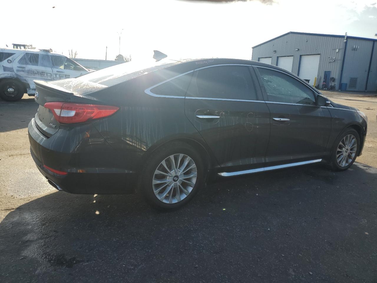 2015 Hyundai Sonata - Image 3