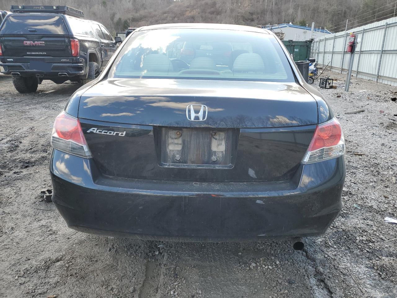 2010 Honda Accord - Image 6
