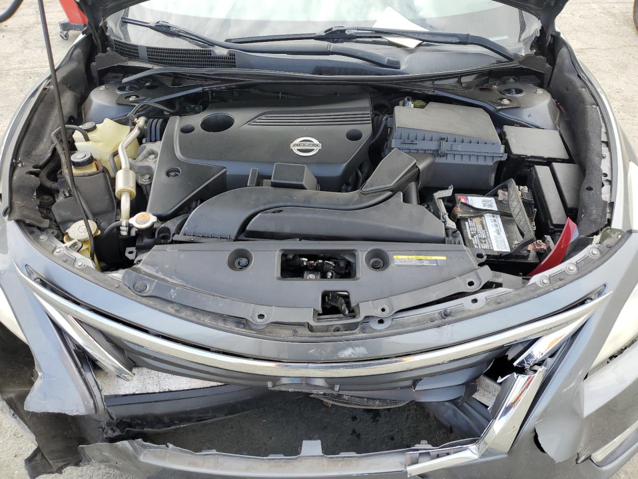 2015 Nissan Altima - Image 12
