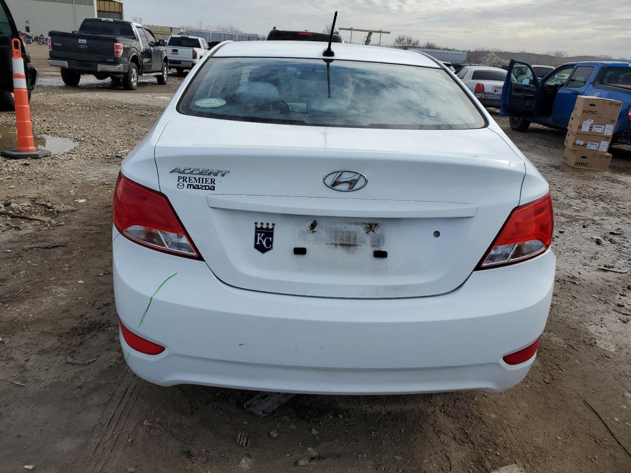 2017 Hyundai Accent - Image 6