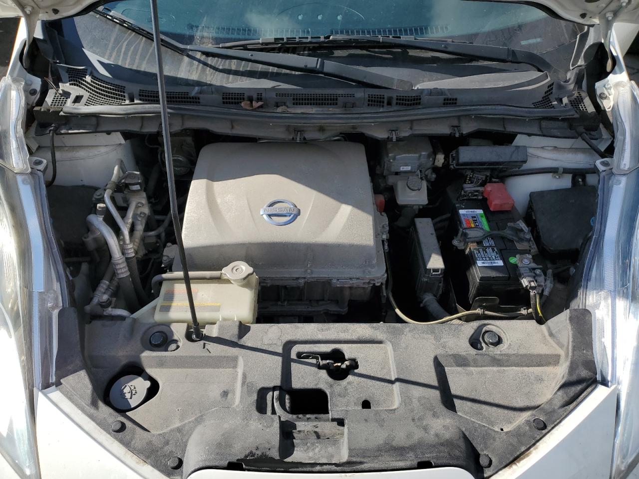 2013 Nissan Leaf - Image 11