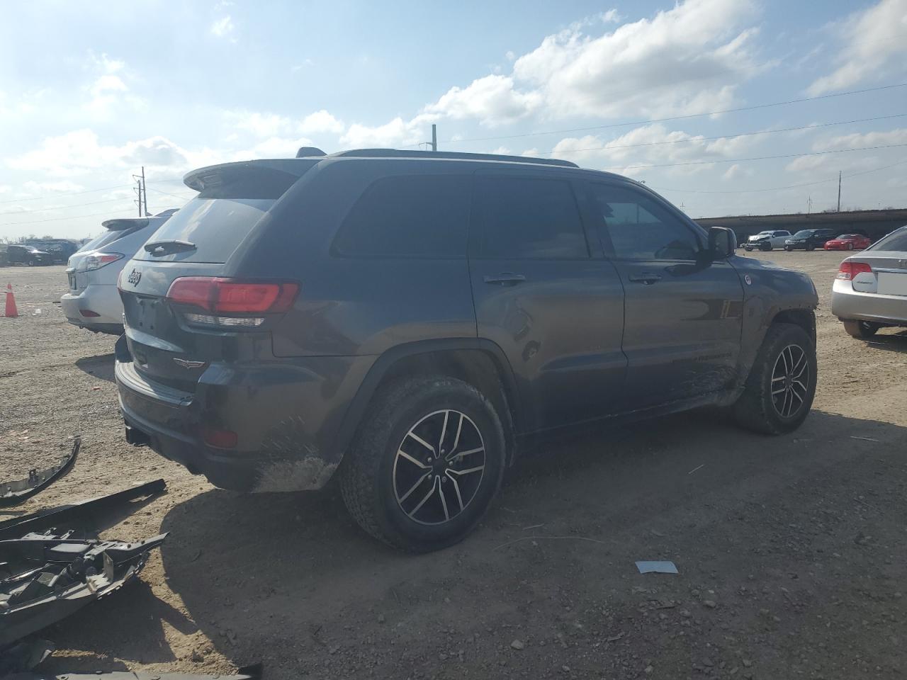 2020 Jeep Grand Cherokee - Image 3