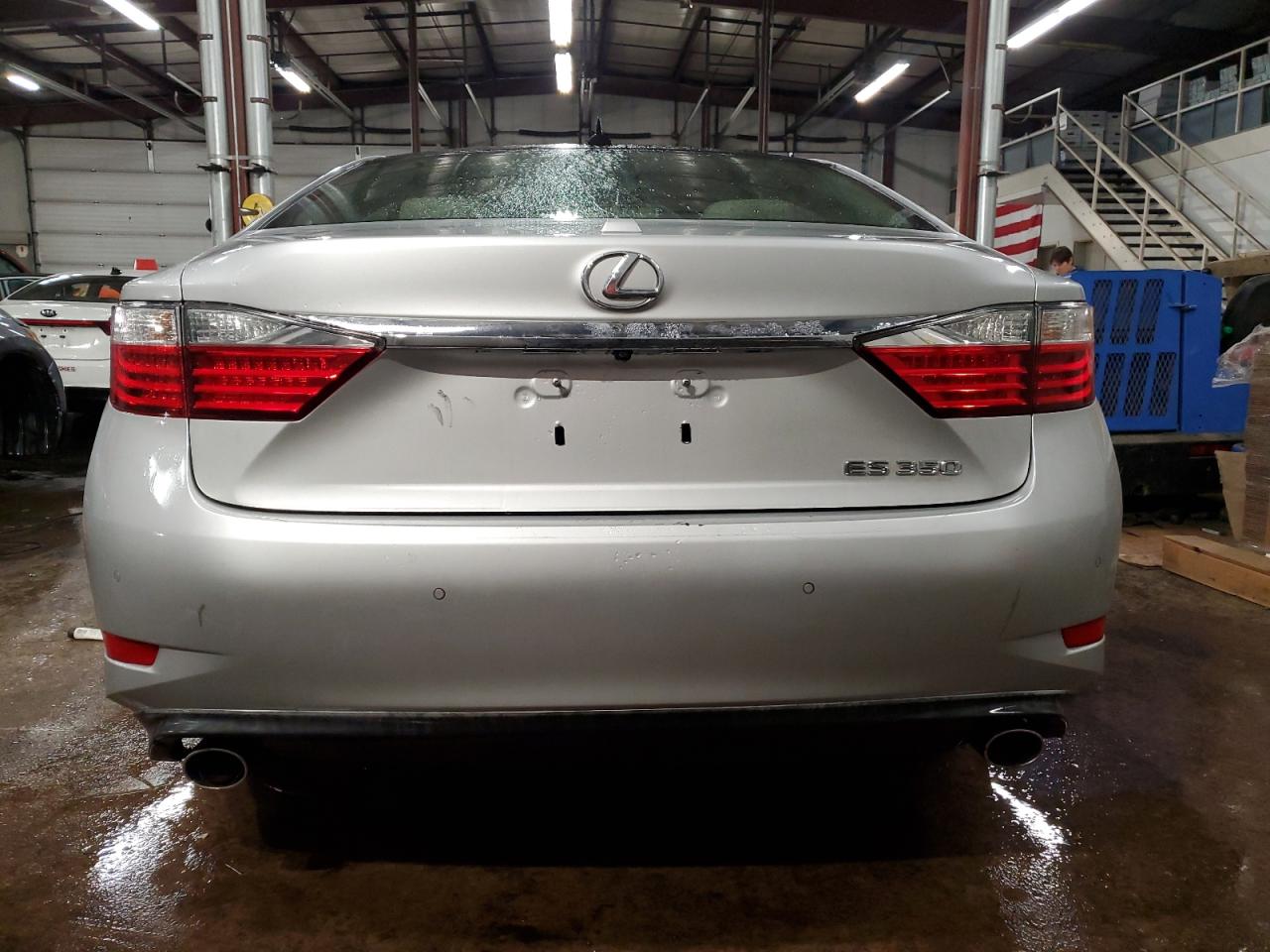 2014 Lexus ES - Image 6