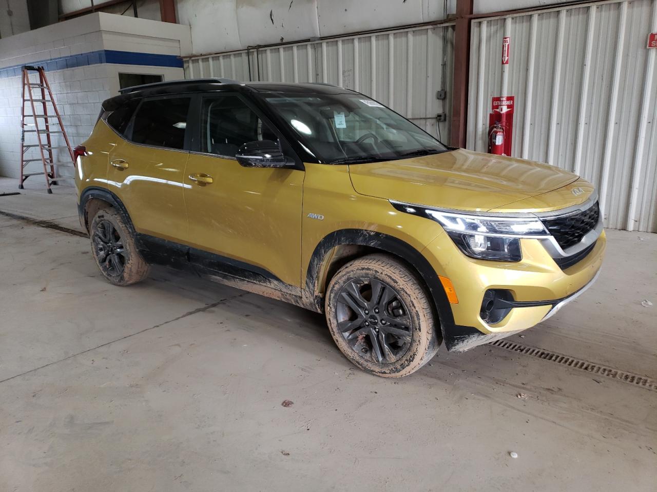 2023 Kia Seltos - Image 4