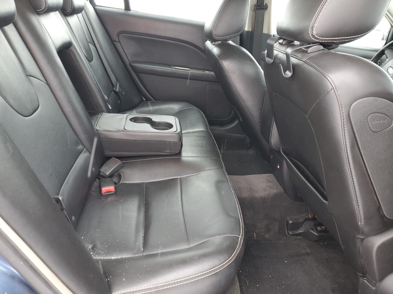 2010 Ford Fusion - Image 10