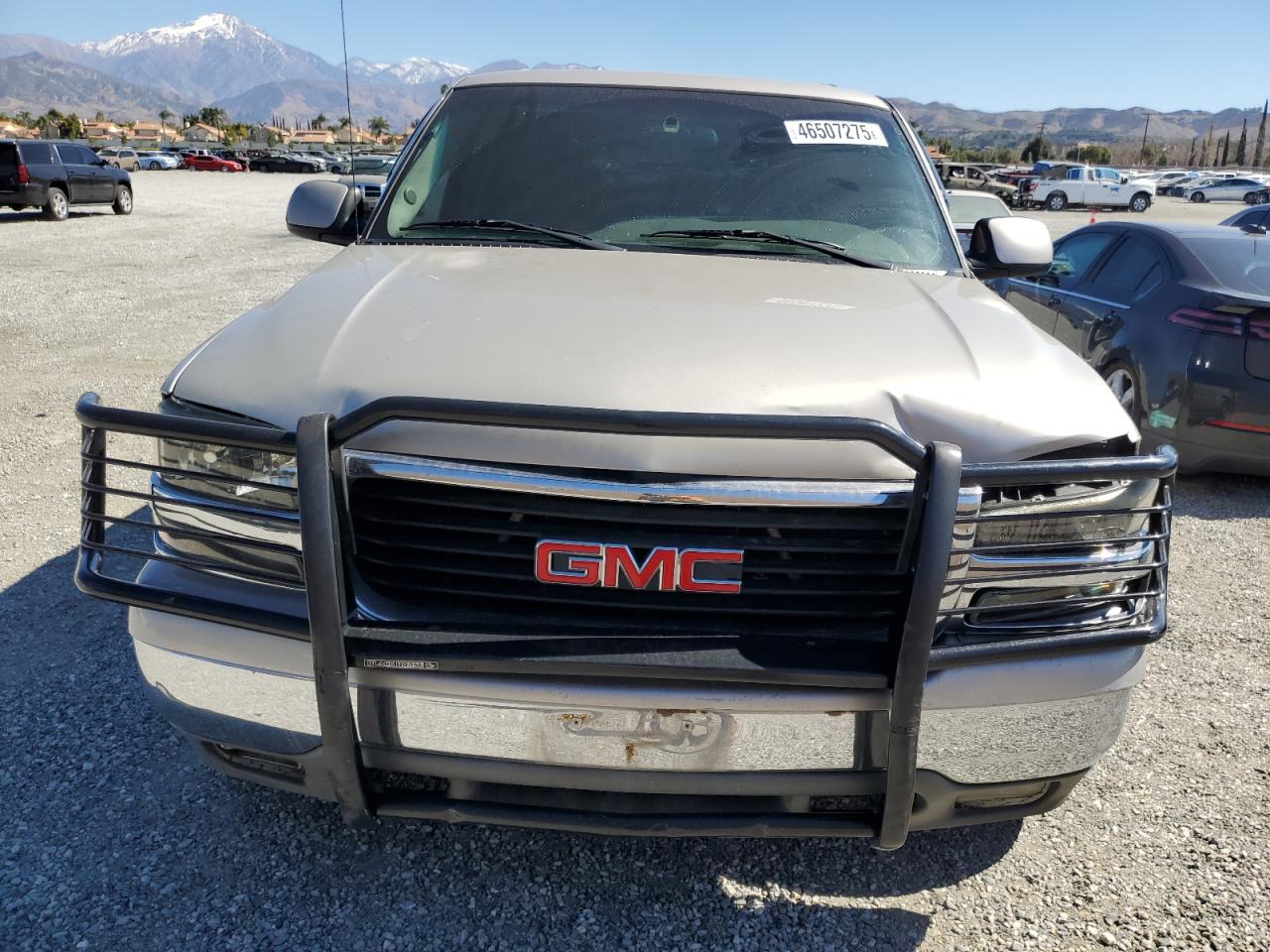 2004 GMC Yukon - Image 5