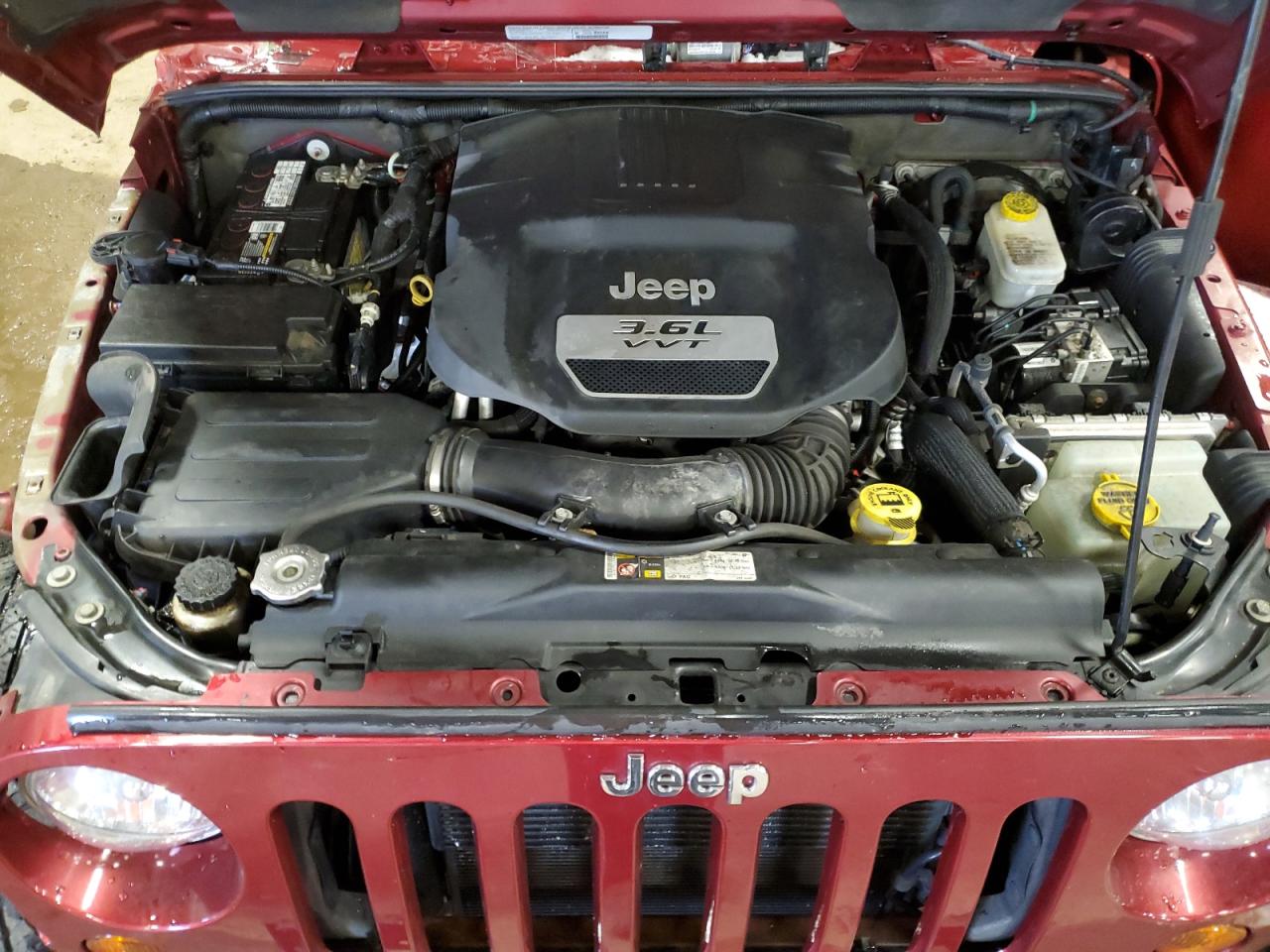 2013 Jeep Wrangler - Image 12