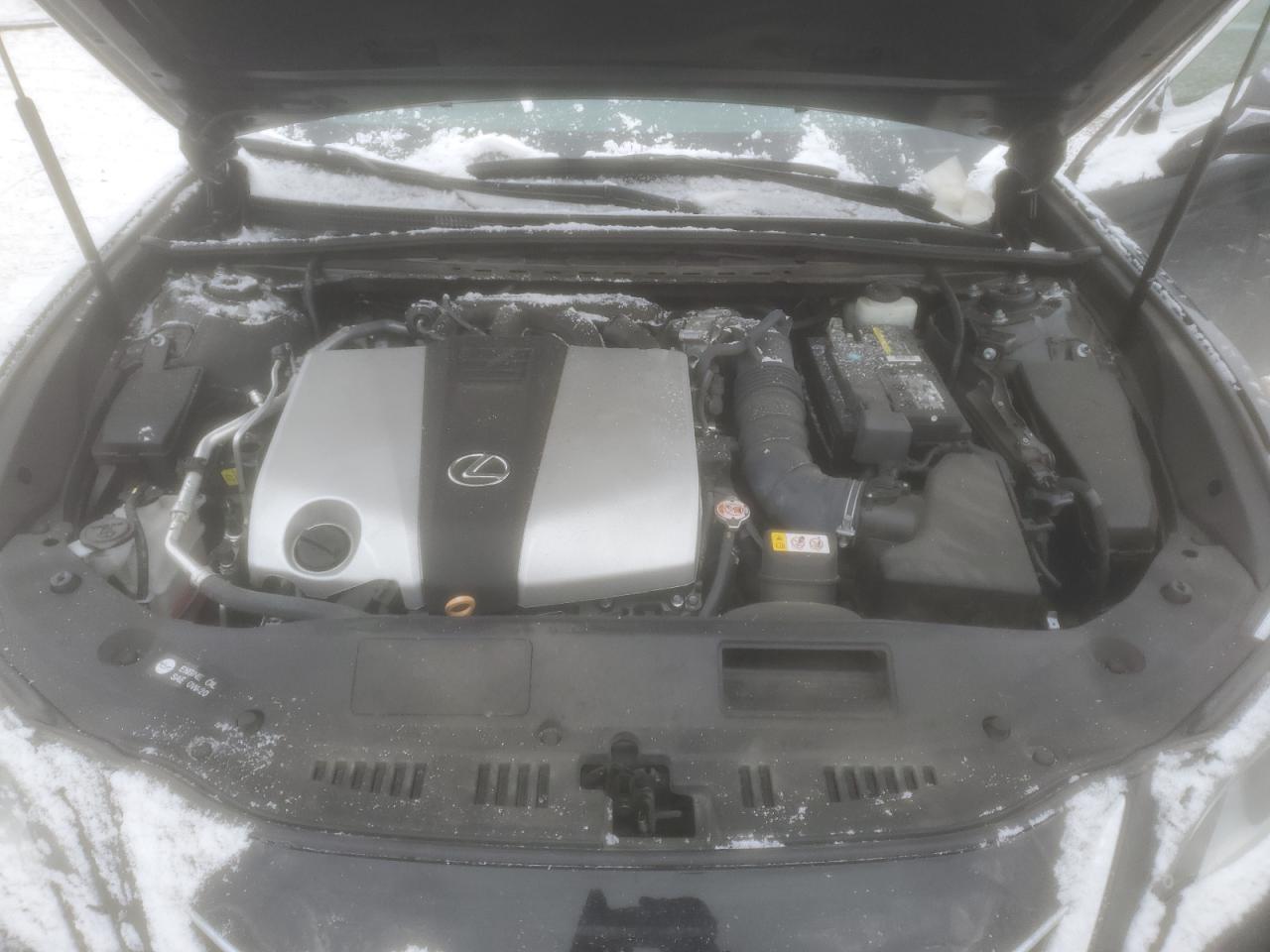 2019 Lexus ES - Image 13