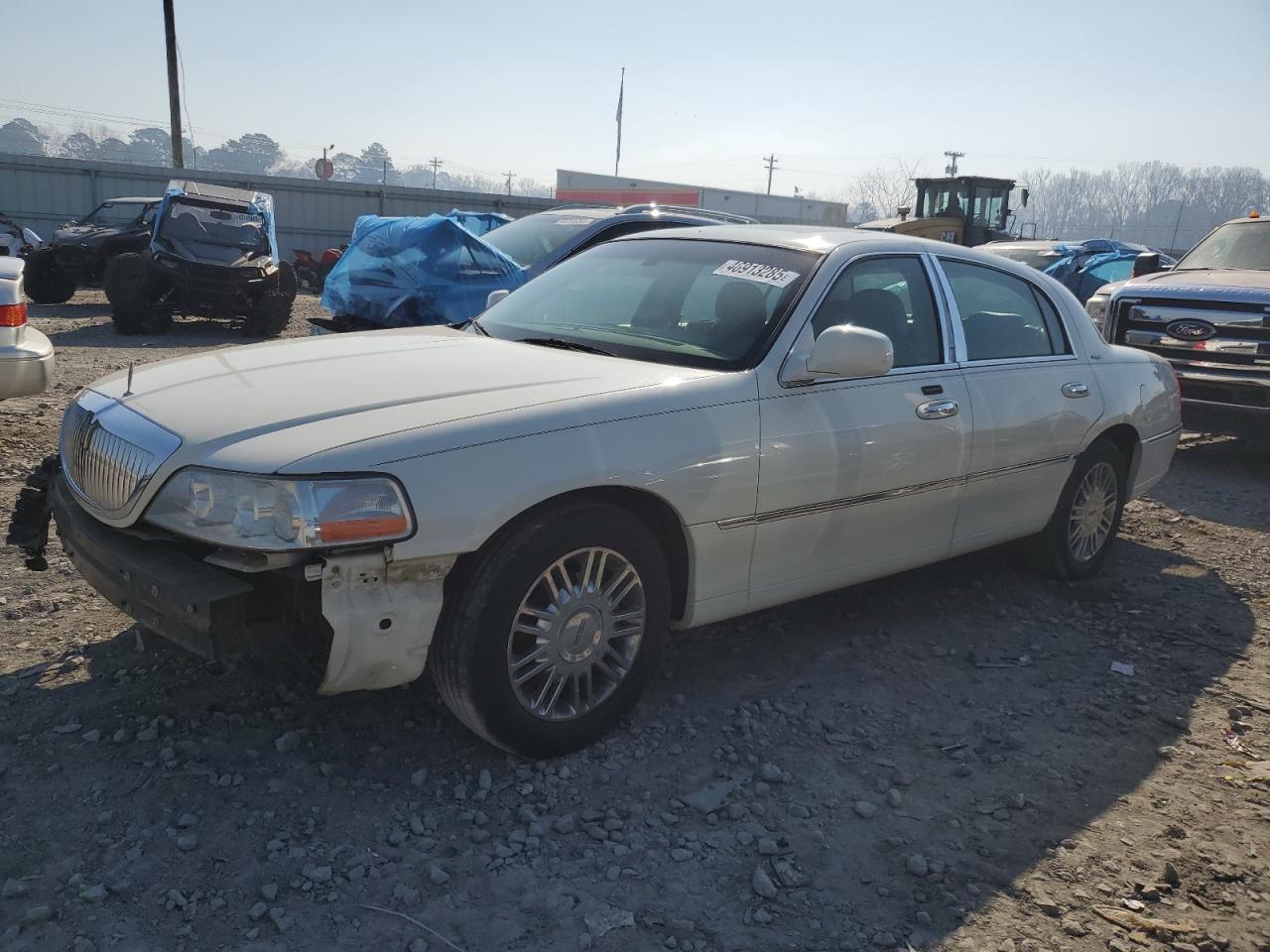 2006 Lincoln Town Car Designer للبيع في Montgomery، AL - Front End