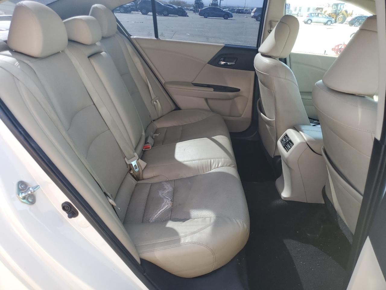 2015 Honda Accord - Image 10