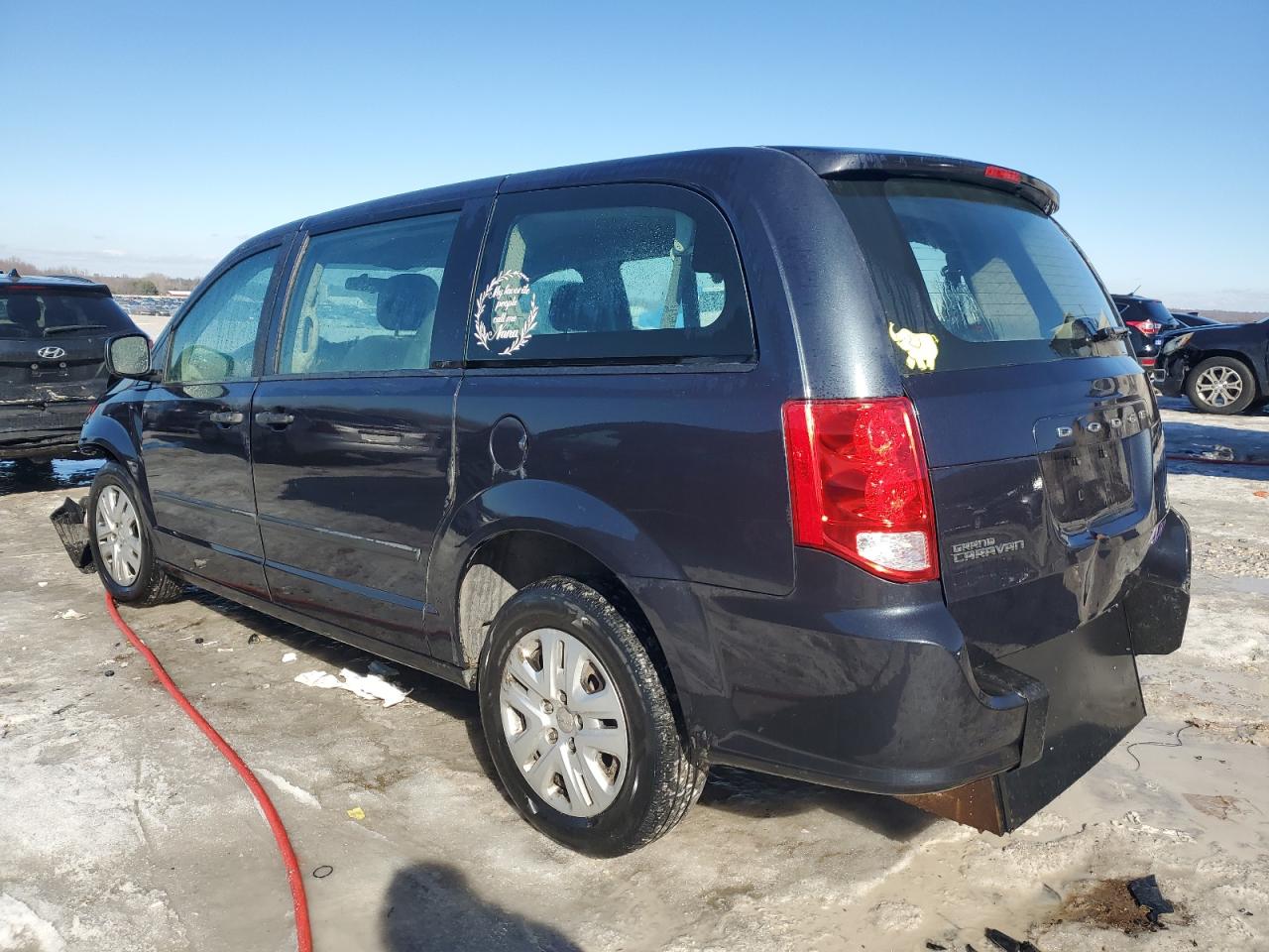 2014 Dodge Caravan - Image 2