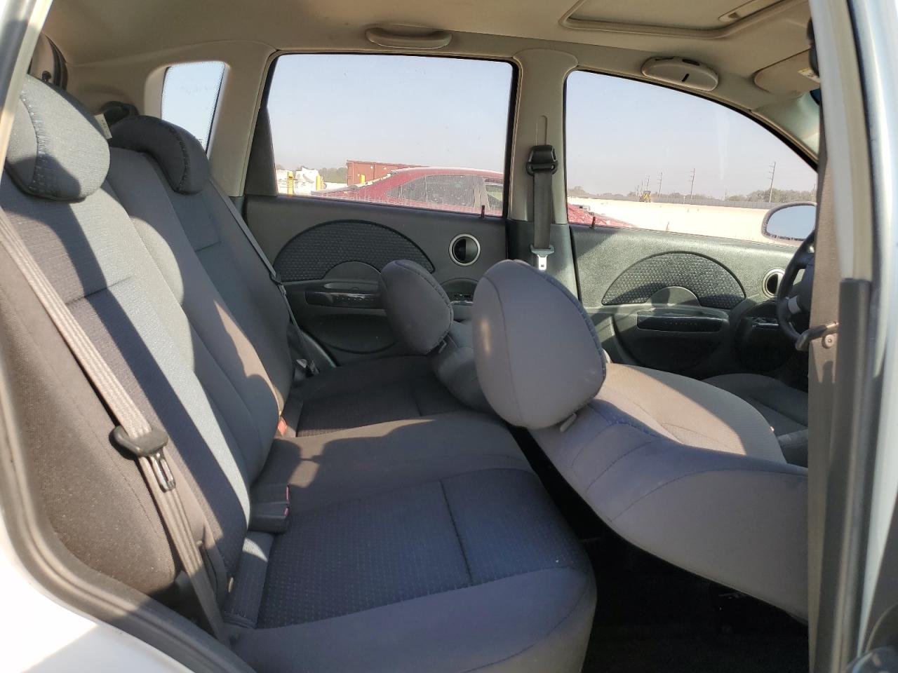 2008 Chevrolet Aveo - Image 10