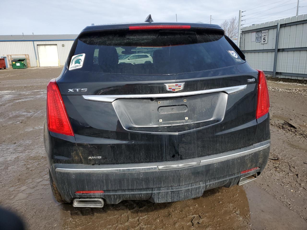 2017 Cadillac XT5 - Image 6